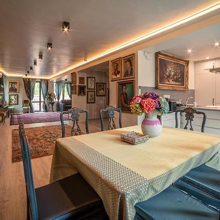 The Gallery Guest House - Garden And Garage فيليكو ترنوفو المظهر الخارجي الصورة